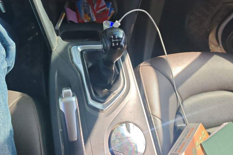 Used GAC Trumpchi GS4 2015 200T Manual Elite Edition Gear Lever