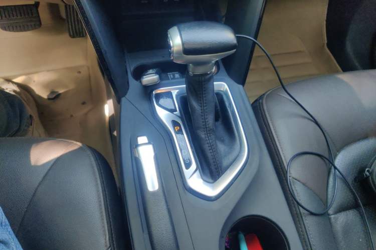 Used GAC Trumpchi GS4 2015 200T G-DCT Prestige Edition Gear Lever