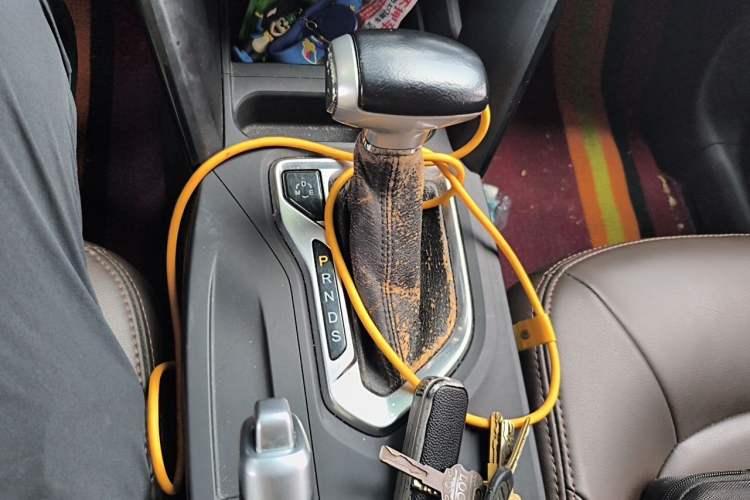 Used GAC Trumpchi GS4 2015 200T G-DCT Elite Edition Gear Lever