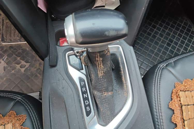 Used GAC Trumpchi GS4 2015 200T G-DCT Elite Edition Gear Lever
