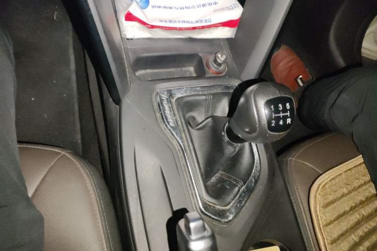 Used GAC Trumpchi GS4 2015 200T Manual Elite Edition Gear Lever