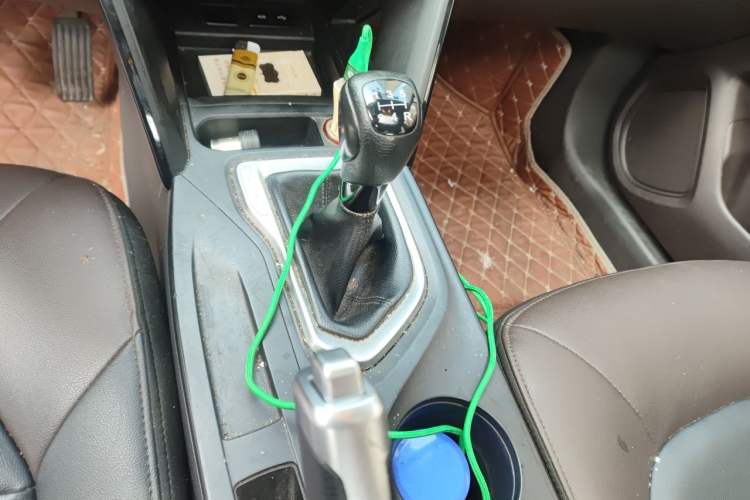 Used GAC Trumpchi GS4 2015 200T Manual Luxury Edition Gear Lever