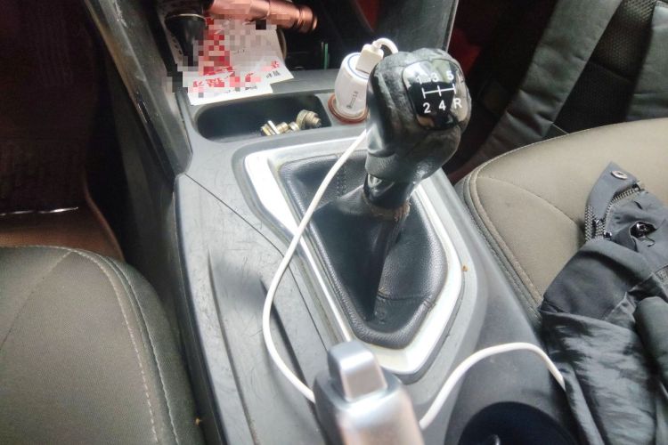 Used GAC Trumpchi GS4 2015 200T Manual Comfort Edition Gear Lever