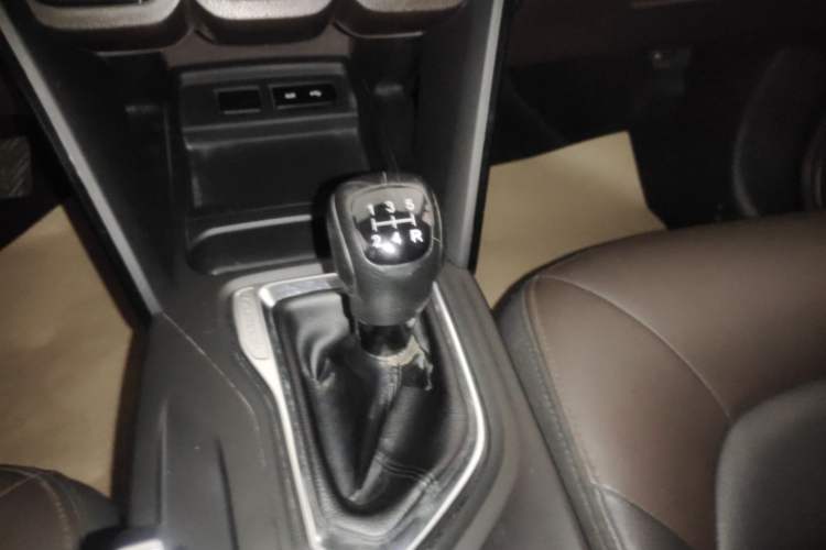 Used GAC Trumpchi GS4 2015 200T Manual Elite Edition Gear Lever
