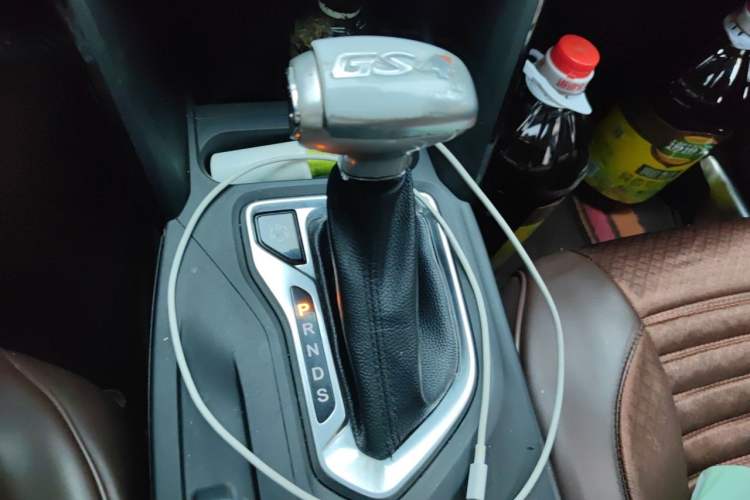 Used GAC Trumpchi GS4 2015 200T G-DCT Elite Edition Gear Lever