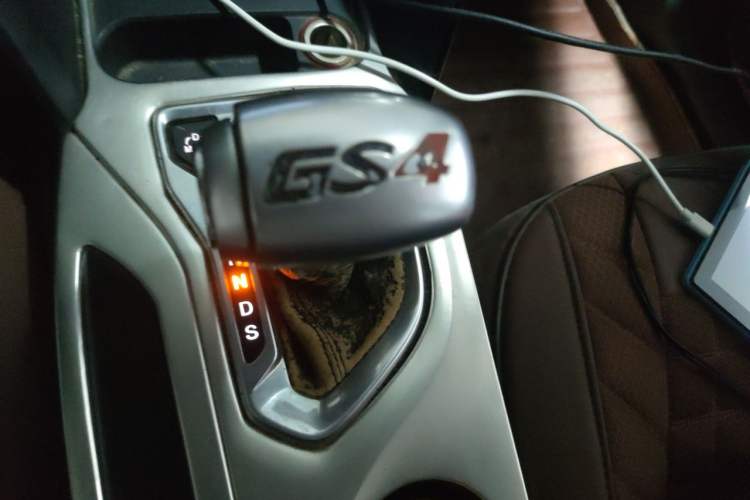 Used GAC Trumpchi GS4 2015 200T G-DCT Comfort Edition Gear Lever