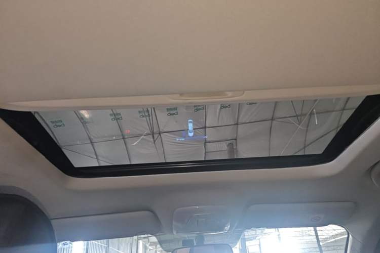 Used GAC Trumpchi GS4 2015 200T G-DCT Elite Edition Headliner