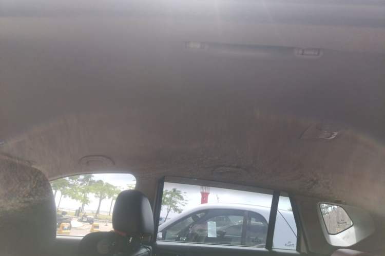 Used GAC Trumpchi GS4 2015 200T Manual Comfort Edition Headliner