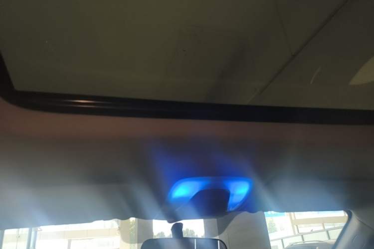 Used GAC Trumpchi GS4 2015 200T G-DCT Elite Edition Headliner