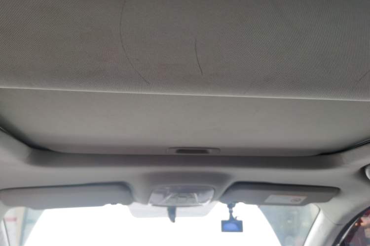 Used GAC Trumpchi GS4 2015 200T G-DCT Elite Edition Headliner