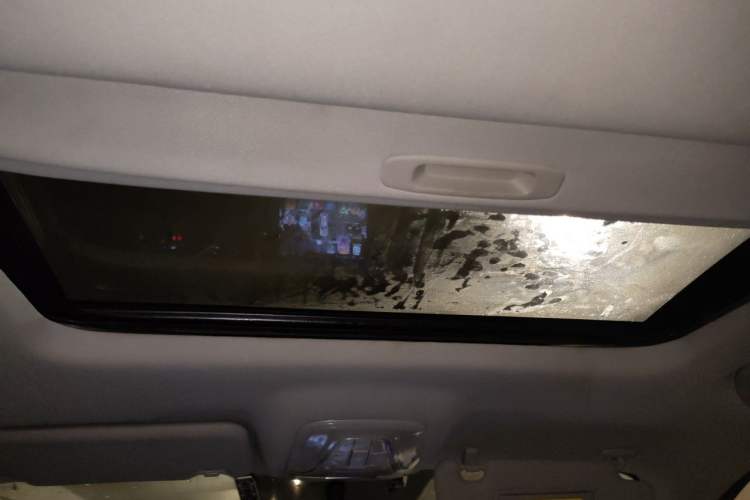 Used GAC Trumpchi GS4 2015 200T G-DCT Elite Edition Headliner