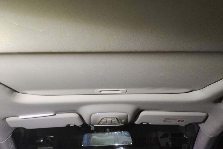 Used GAC Trumpchi GS4 2015 200T Manual Luxury Edition Headliner