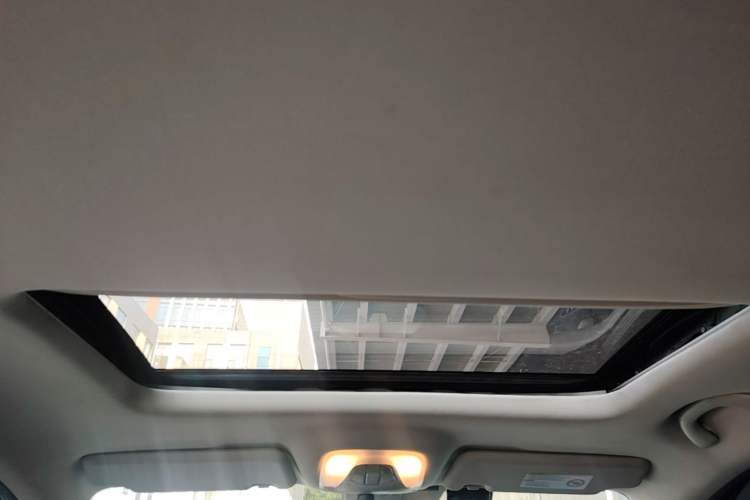 Used GAC Trumpchi GS4 2015 200T Manual Luxury Edition Headliner