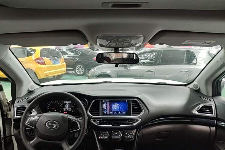 Used GAC Trumpchi GS4 2015 200T G-DCT Elite Edition Headliner