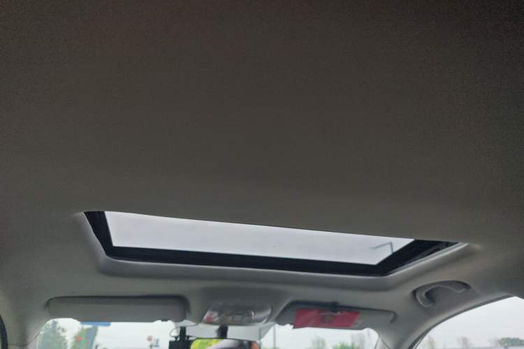 Used GAC Trumpchi GS4 2015 200T Manual Luxury Edition Headliner