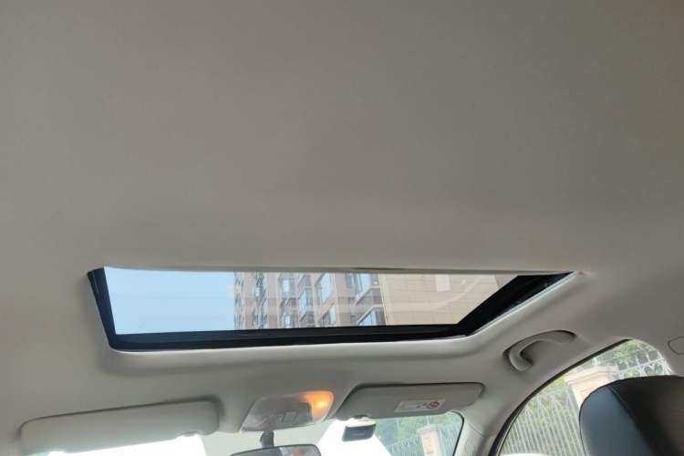 Used GAC Trumpchi GS4 2015 200T Manual Luxury Edition Headliner