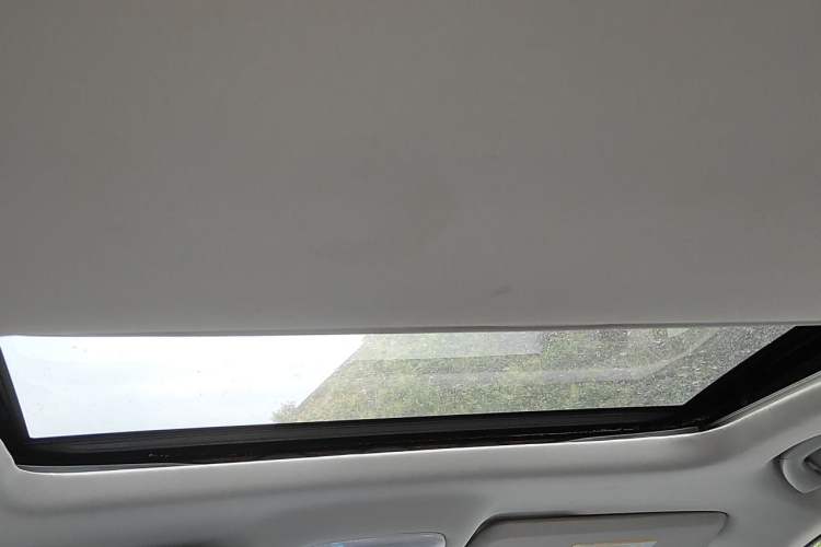 Used GAC Trumpchi GS4 2015 200T Manual Luxury Edition Headliner