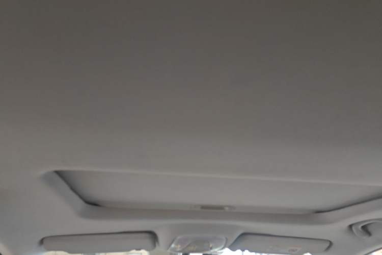 Used GAC Trumpchi GS4 2015 200T Manual Luxury Edition Headliner