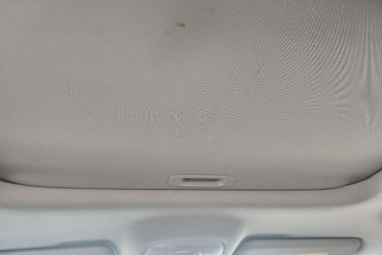 Used GAC Trumpchi GS4 2015 200T G-DCT Elite Edition Headliner