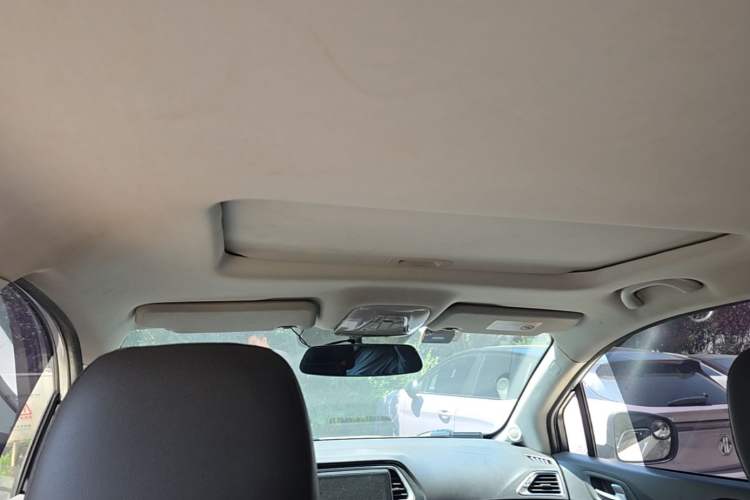 Used GAC Trumpchi GS4 2015 200T Manual Elite Edition Headliner