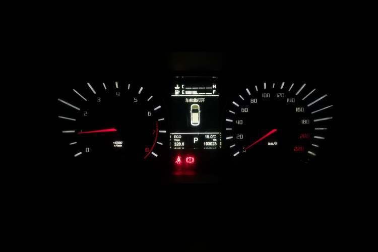Used GAC Trumpchi GS4 2015 200T G-DCT Elite Edition Instrument Cluster