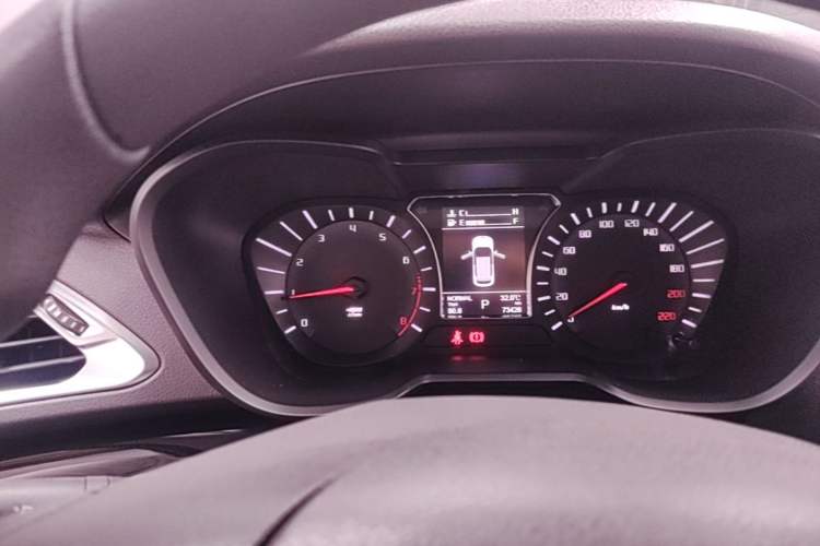 Used GAC Trumpchi GS4 2015 200T G-DCT Elite Edition Instrument Cluster