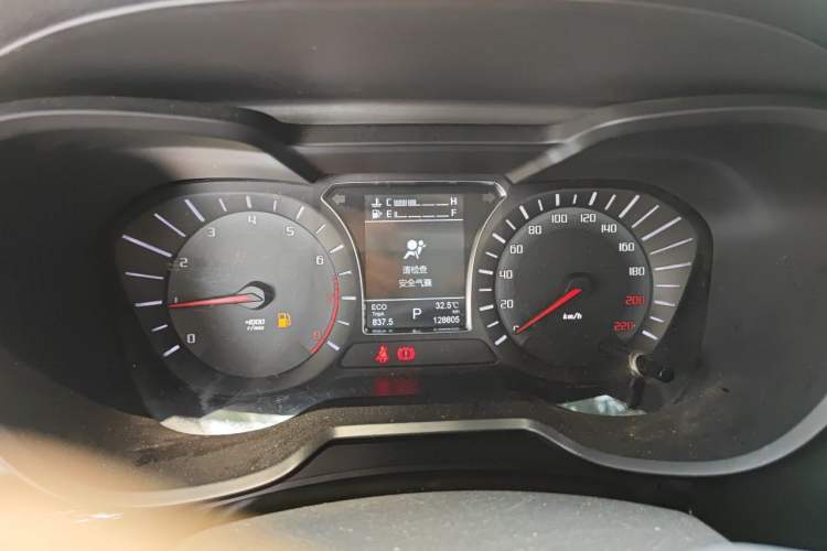 Used GAC Trumpchi GS4 2015 200T G-DCT Elite Edition Instrument Cluster