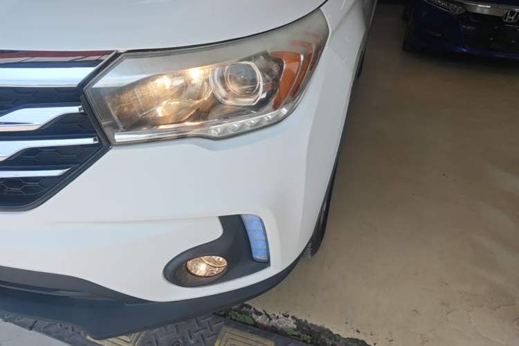 Used GAC Trumpchi GS4 2015 200T G-DCT Comfort Edition Left Front Headlight