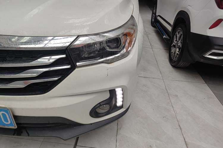 Used GAC Trumpchi GS4 2015 200T G-DCT Elite Edition Left Front Headlight