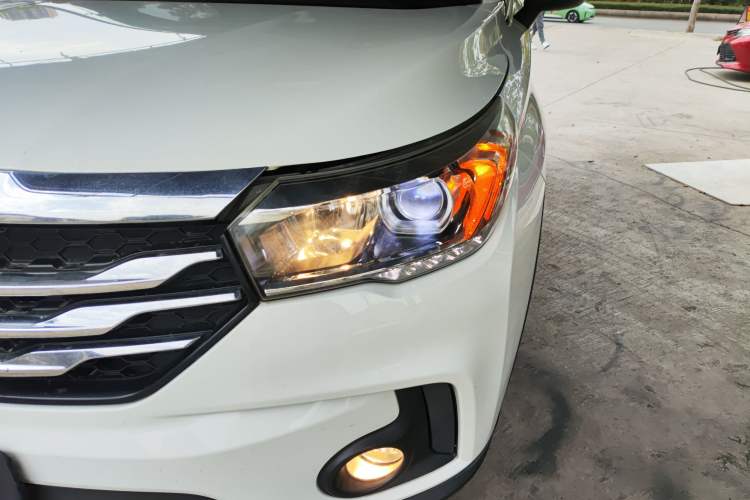 Used GAC Trumpchi GS4 2015 200T Manual Elite Edition Left Front Headlight
