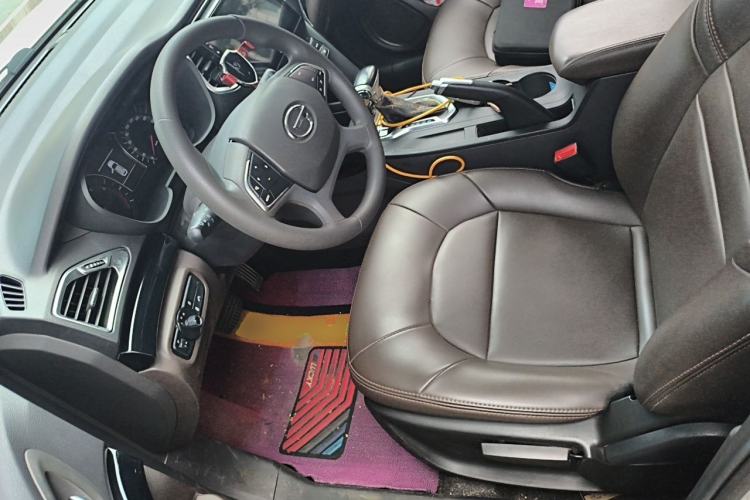 Used GAC Trumpchi GS4 2015 200T G-DCT Elite Edition Left Front Seat