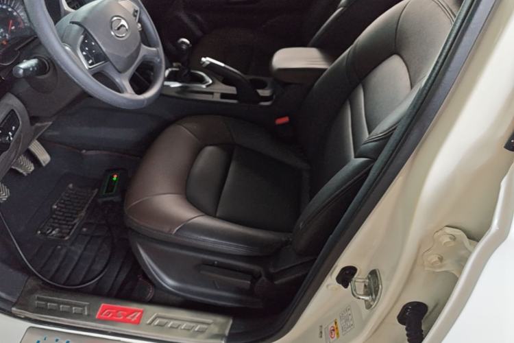 Used GAC Trumpchi GS4 2015 200T Manual Elite Edition Left Front Seat