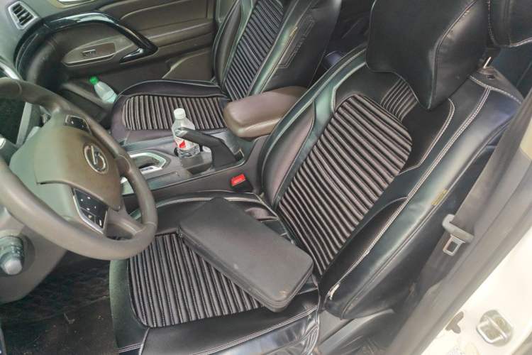 Used GAC Trumpchi GS4 2015 200T G-DCT Elite Edition Left Front Seat