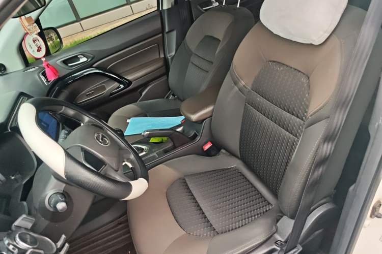 Used GAC Trumpchi GS4 2015 200T Manual Comfort Edition Left Front Seat