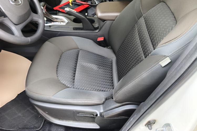 Used GAC Trumpchi GS4 2015 200T G-DCT Elite Edition Left Front Seat