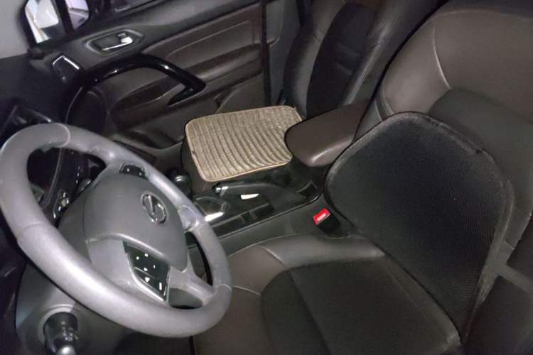 Used GAC Trumpchi GS4 2015 200T Manual Elite Edition Left Front Seat