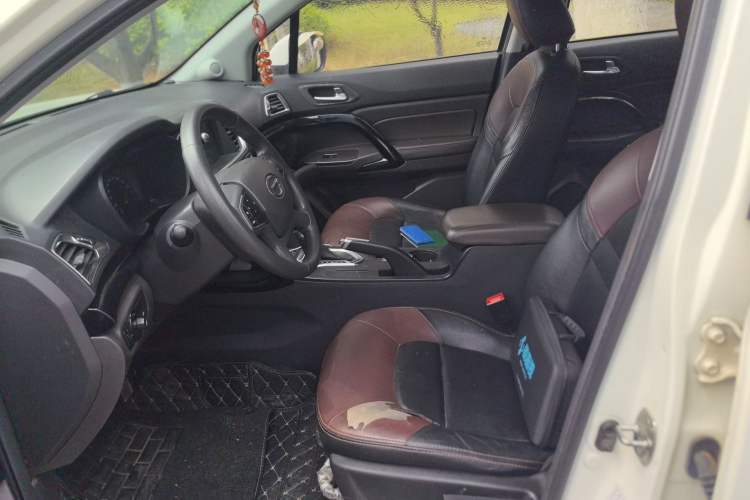 Used GAC Trumpchi GS4 2015 200T G-DCT Elite Edition Left Front Seat