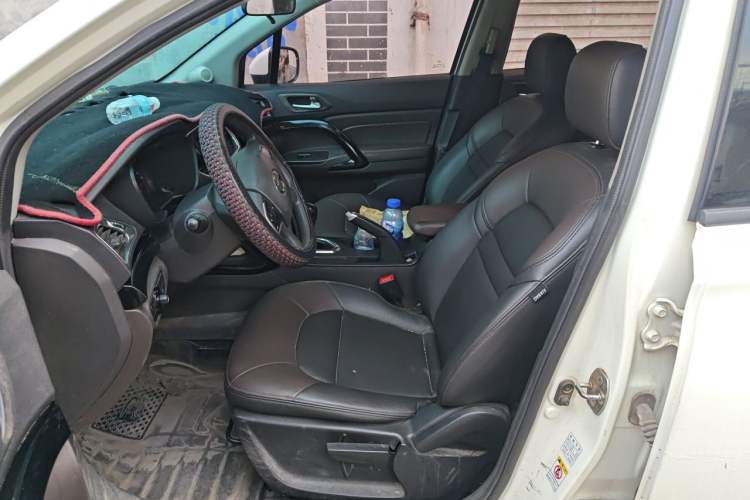 Used GAC Trumpchi GS4 2015 200T Manual Elite Edition Left Front Seat