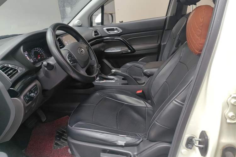 Used GAC Trumpchi GS4 2015 200T G-DCT Elite Edition Left Front Seat