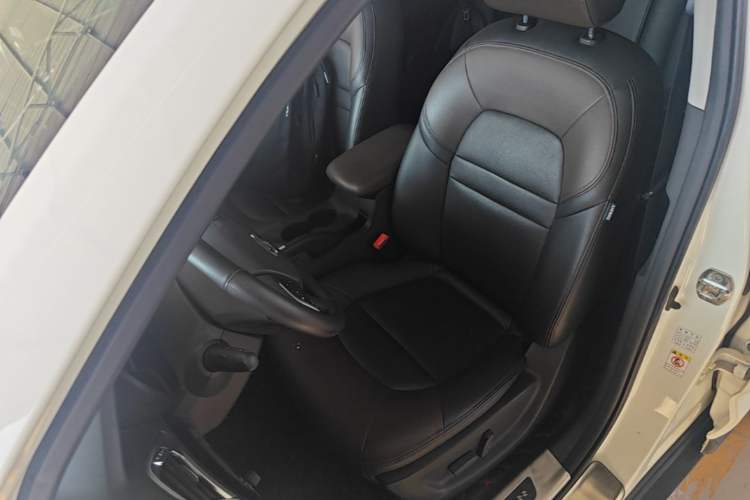 Used GAC Trumpchi GS4 2015 200T G-DCT Luxury Edition Left Front Seat