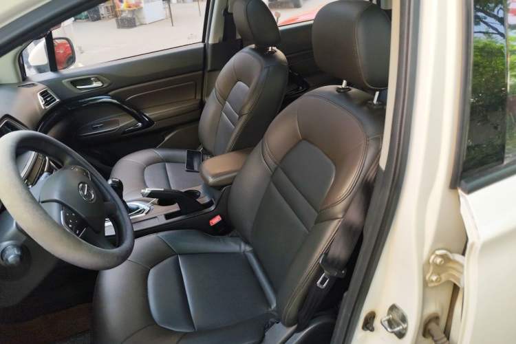 Used GAC Trumpchi GS4 2015 200T Manual Elite Edition Left Front Seat