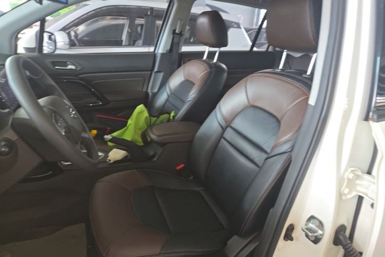 Used GAC Trumpchi GS4 2015 200T G-DCT Elite Edition Left Front Seat