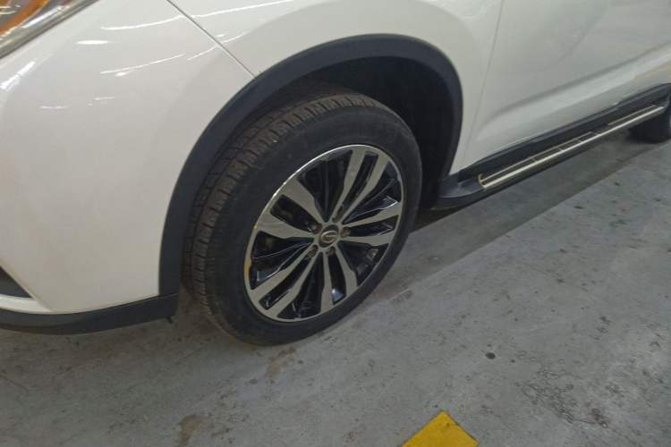 Used GAC Trumpchi GS4 2015 200T G-DCT Luxury Edition Left Front Wheel Hub