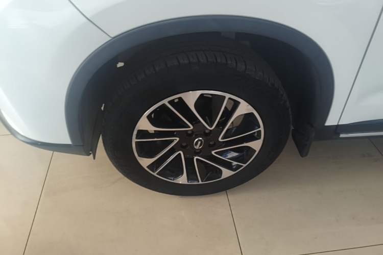 Used GAC Trumpchi GS4 2015 200T G-DCT Elite Edition Left Front Wheel Hub