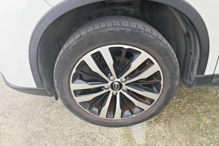 Used GAC Trumpchi GS4 2015 200T G-DCT Prestige Edition Left Front Wheel Hub