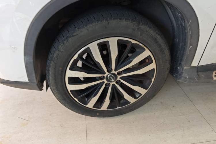 Used GAC Trumpchi GS4 2015 200T G-DCT Luxury Edition Left Front Wheel Hub