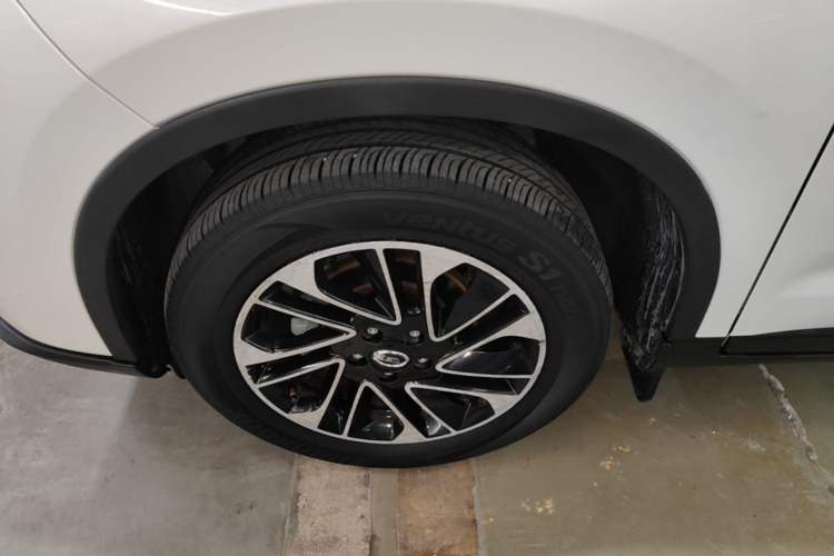 Used GAC Trumpchi GS4 2015 200T G-DCT Elite Edition Left Front Wheel Hub