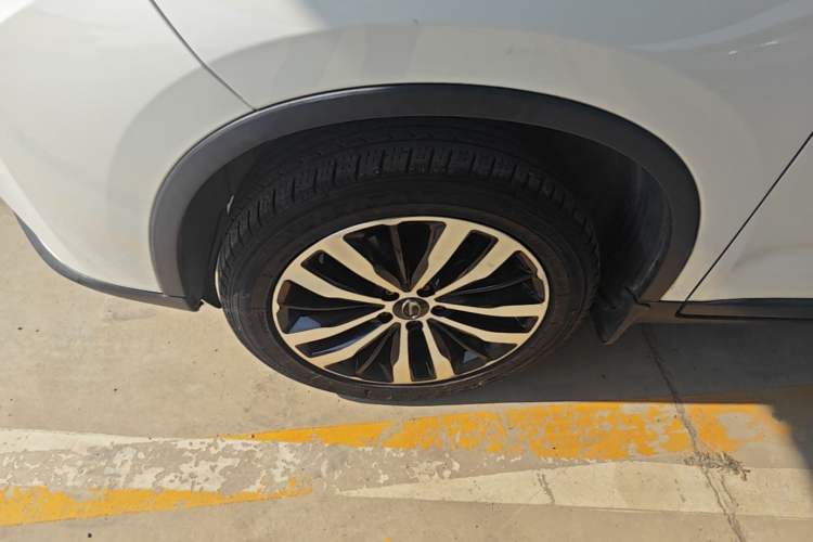 Used GAC Trumpchi GS4 2015 200T G-DCT Luxury Edition Left Front Wheel Hub