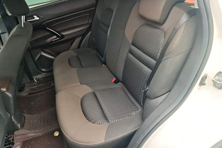 Used GAC Trumpchi GS4 2015 200T Manual Comfort Edition Left Rear Seat