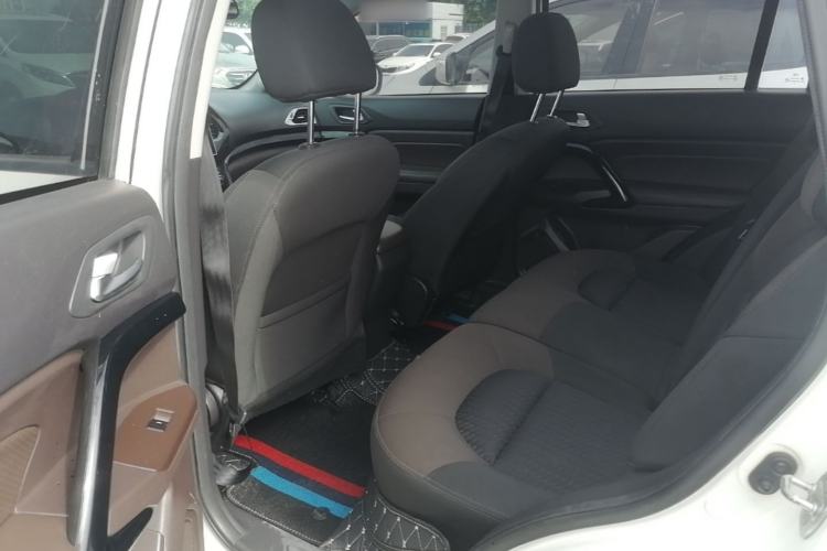 Used GAC Trumpchi GS4 2015 200T G-DCT Elite Edition Left Rear Seat